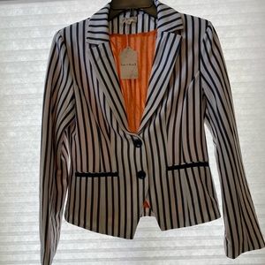 White/navy stripe jacket